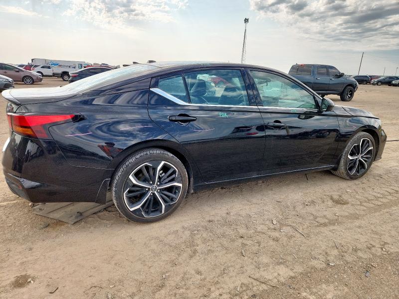  NISSAN ALTIMA 2023 Черный