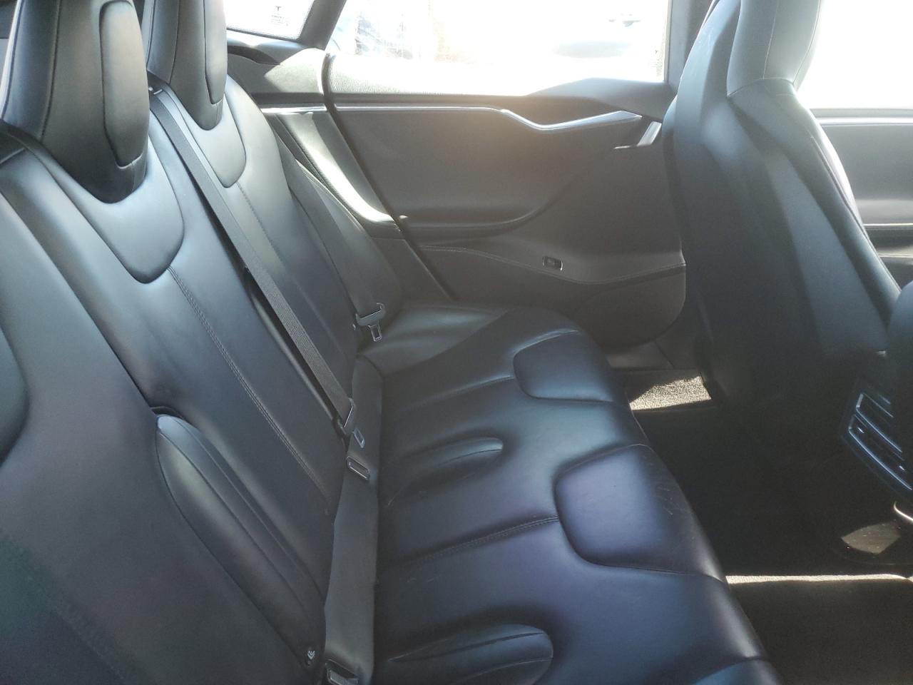 2014 Tesla Model S VIN: 5YJSA1S14EFP62158 Lot: 62649495
