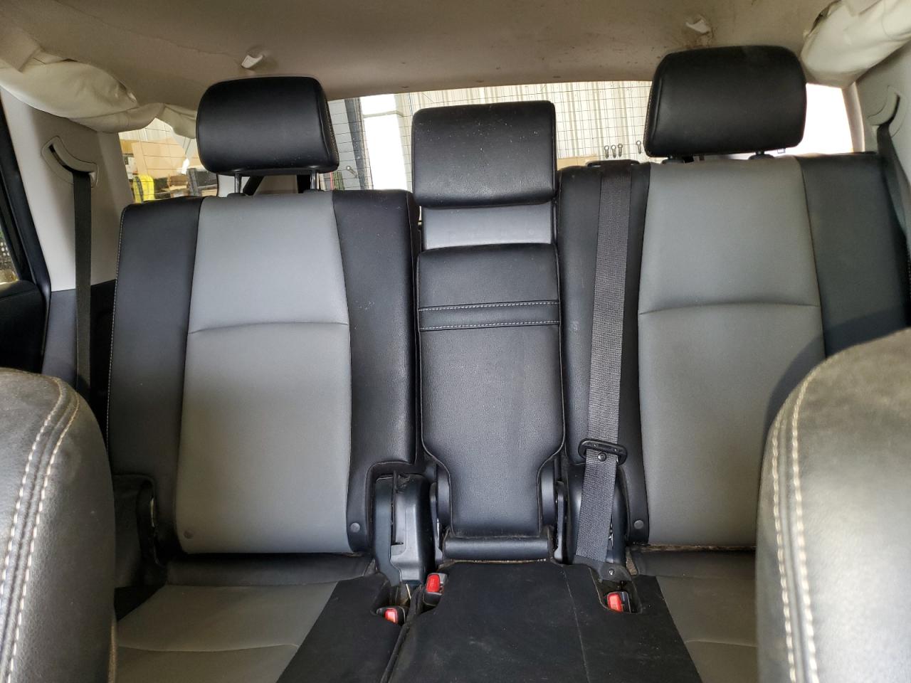 2022 Toyota 4Runner Sr5/Sr5 Premium VIN: JTENU5JR2N6042769 Lot: 64403505