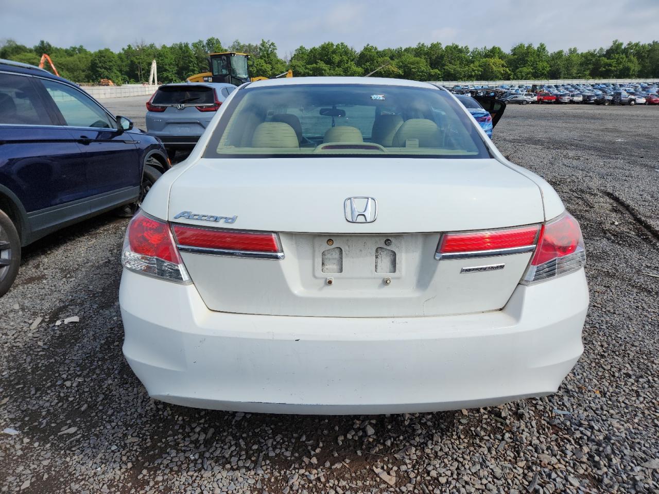 2011 Honda Accord Se VIN: 1HGCP2F68BA103990 Lot: 63222425