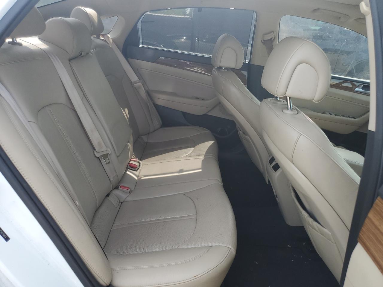 2015 Hyundai Sonata Sport VIN: 5NPE34AF9FH018824 Lot: 65292205