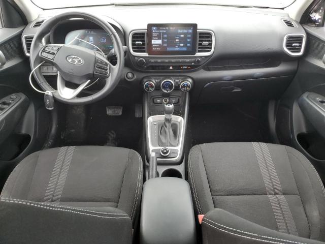  HYUNDAI VENUE 2024 Silver
