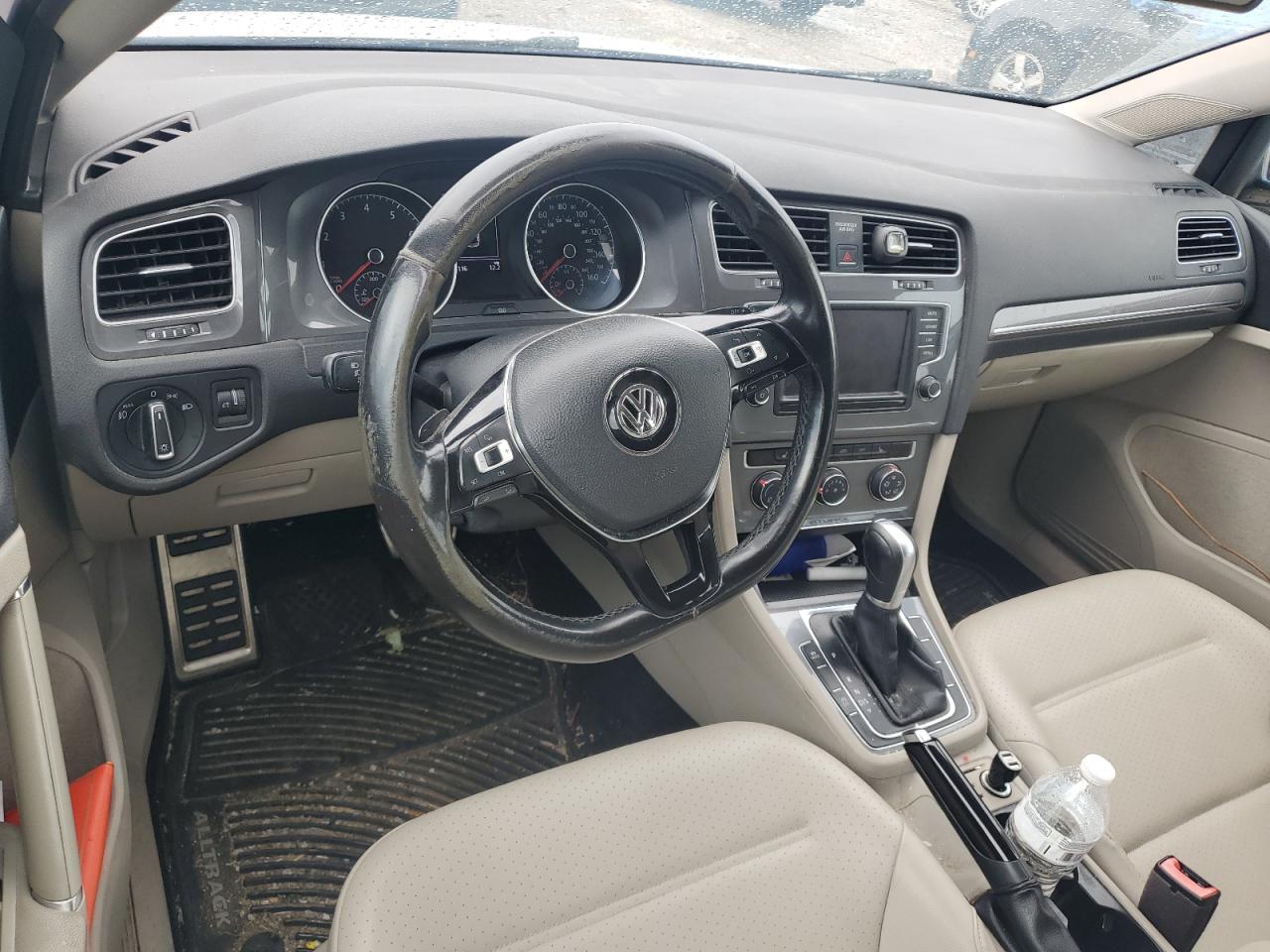 3vwh17auxhm526815 3VWH17AUXHM526815 2017 Volkswagen Golf Alltrack S