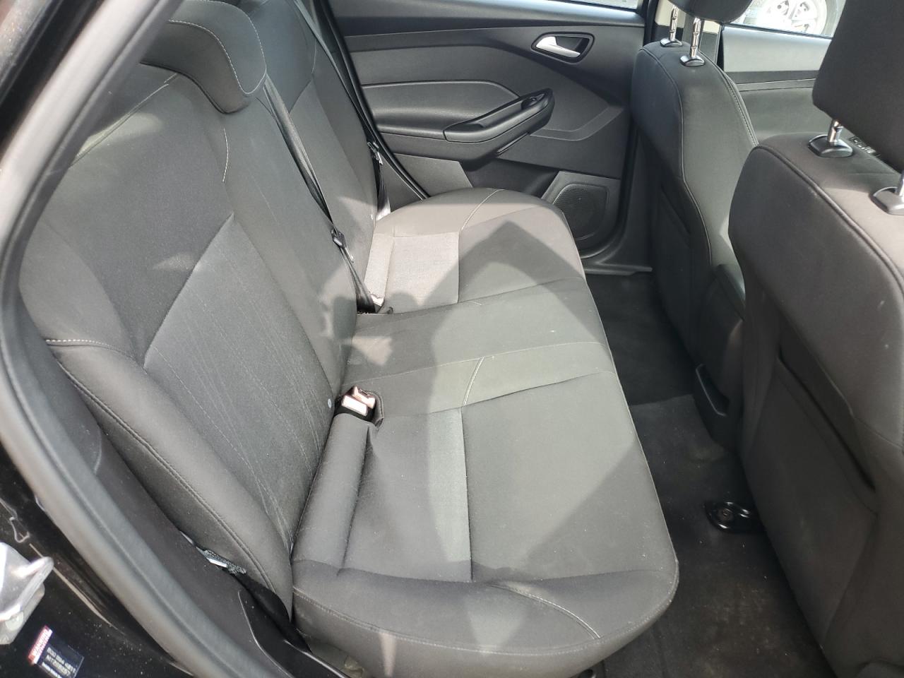 2015 Ford Focus Se VIN: 1FADP3F24FL227843 Lot: 63055035