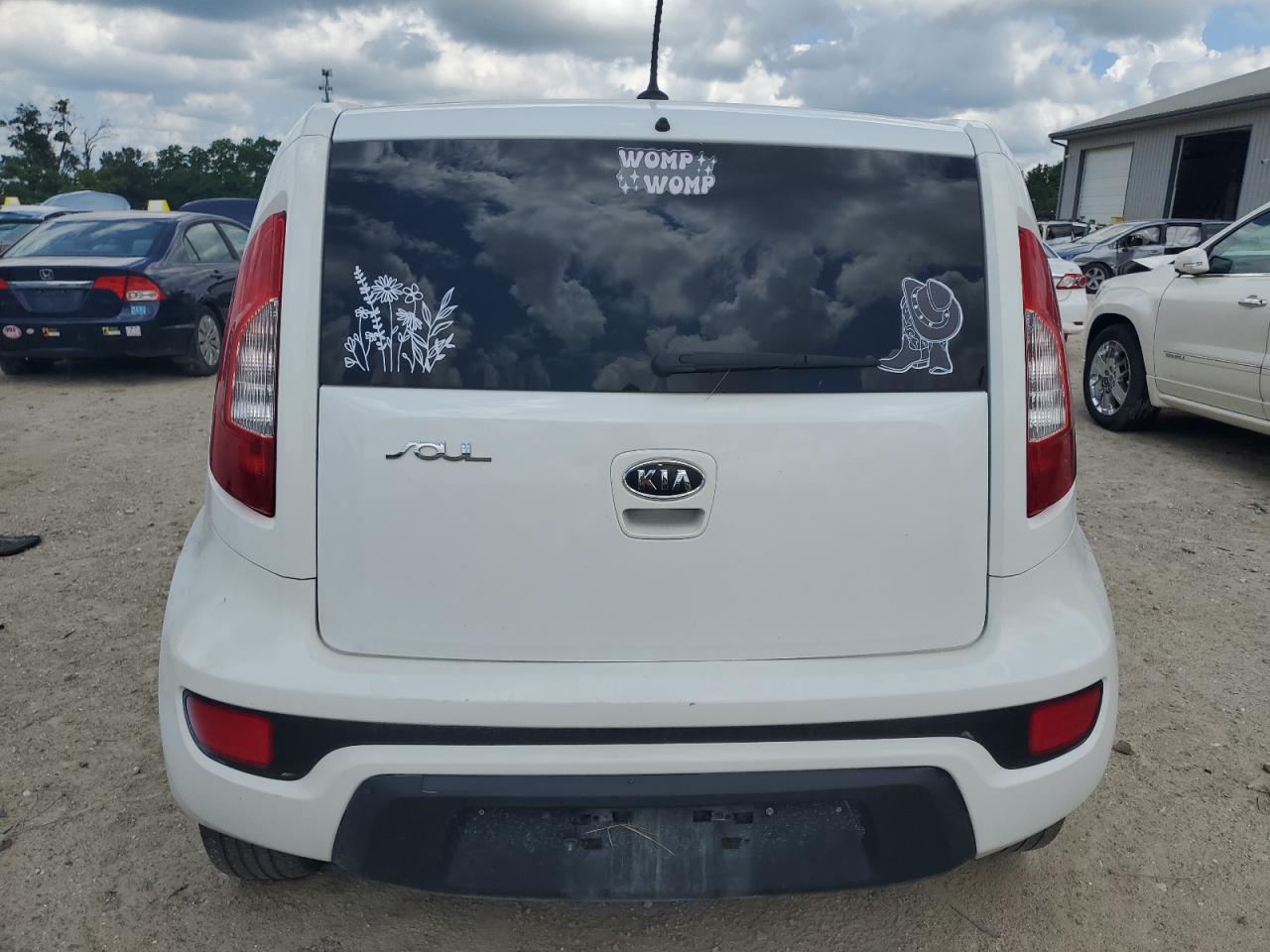 2012 Kia Soul + VIN: KNDJT2A65C7398893 Lot: 63433345
