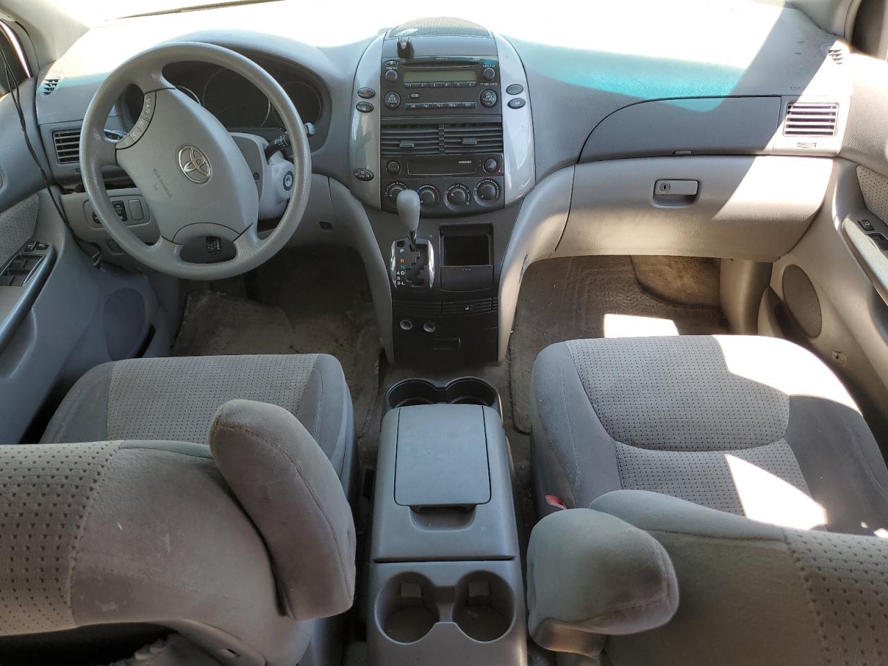 2008 Toyota Sienna Ce VIN: 5TDZK23C18S129389 Lot: 64264175