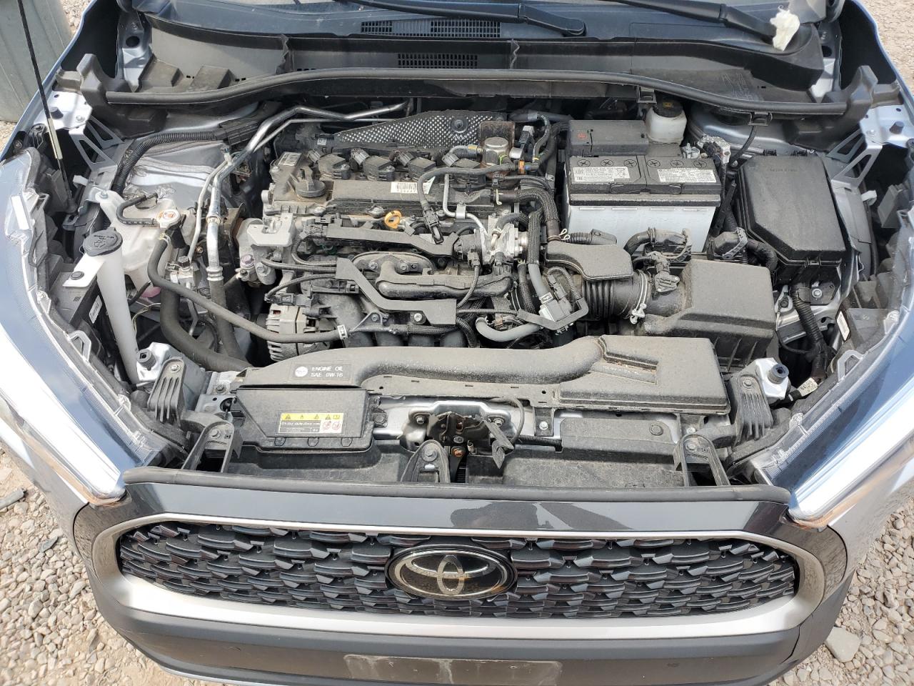 2022 Toyota Corolla Cross Xle VIN: 7MUDAABG7NV040763 Lot: 61633915