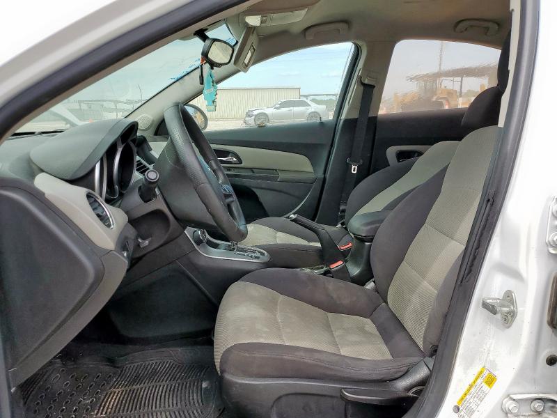 Sedans CHEVROLET CRUZE 2014 Biały