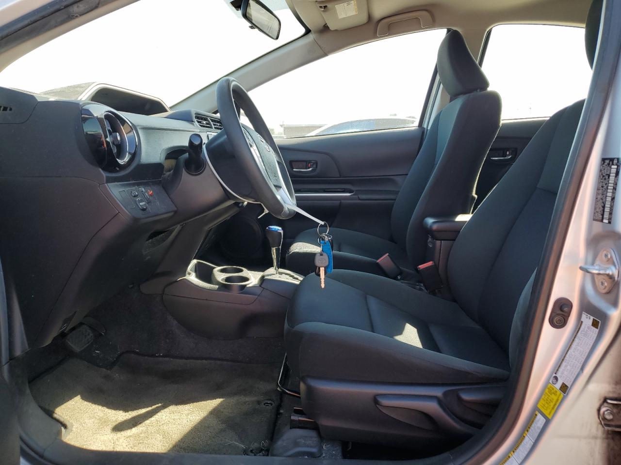 2016 Toyota Prius C VIN: JTDKDTB30G1136476 Lot: 64232075