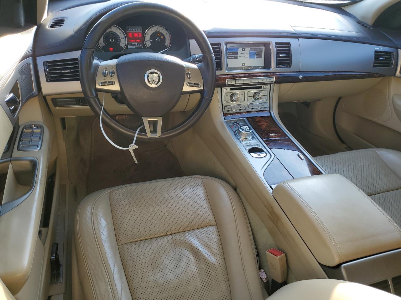 2011 Jaguar Xf Premium VIN: SAJWA0GB2BLS02534 Lot: 65506315