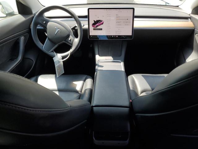  TESLA MODEL 3 2021 Biały