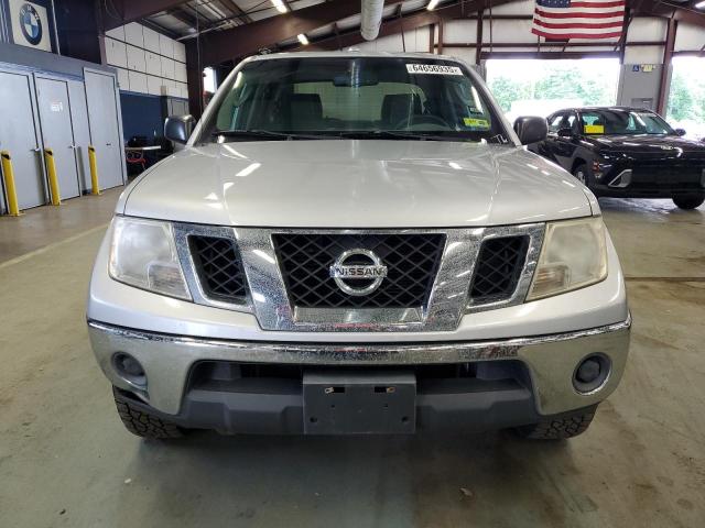 2011 NISSAN FRONTIER SV  