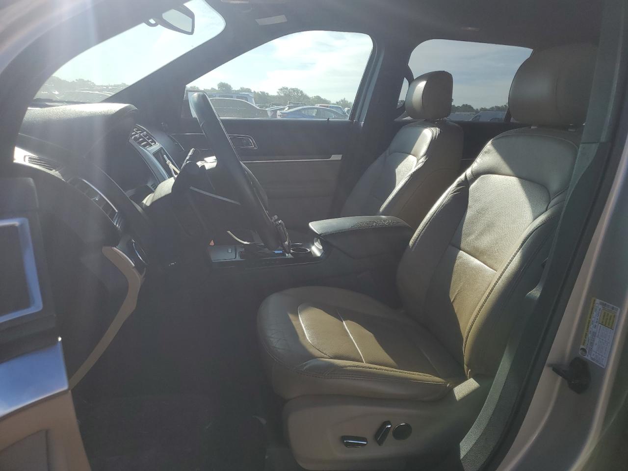 2017 Ford Explorer Limited VIN: 1FM5K7FH6HGE10838 Lot: 63212165