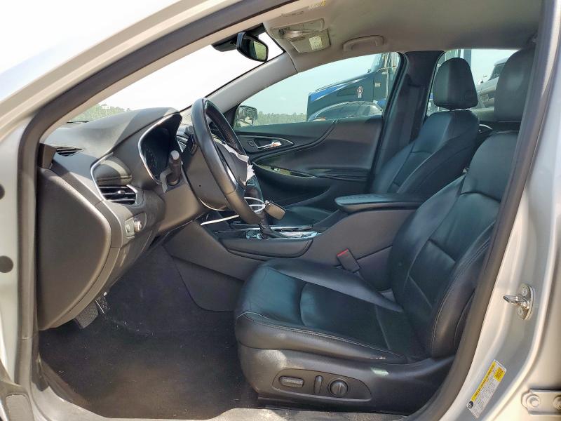 Sedans CHEVROLET MALIBU 2017 Silver