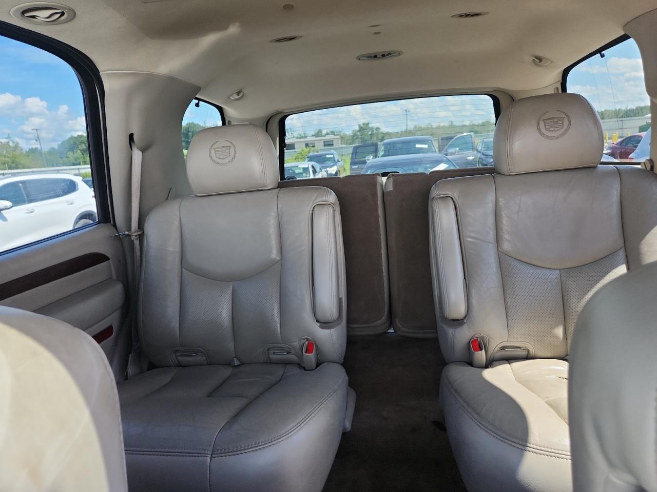 2005 Cadillac Escalade Luxury VIN: 1GYEK63N65R128508 Lot: 64121575