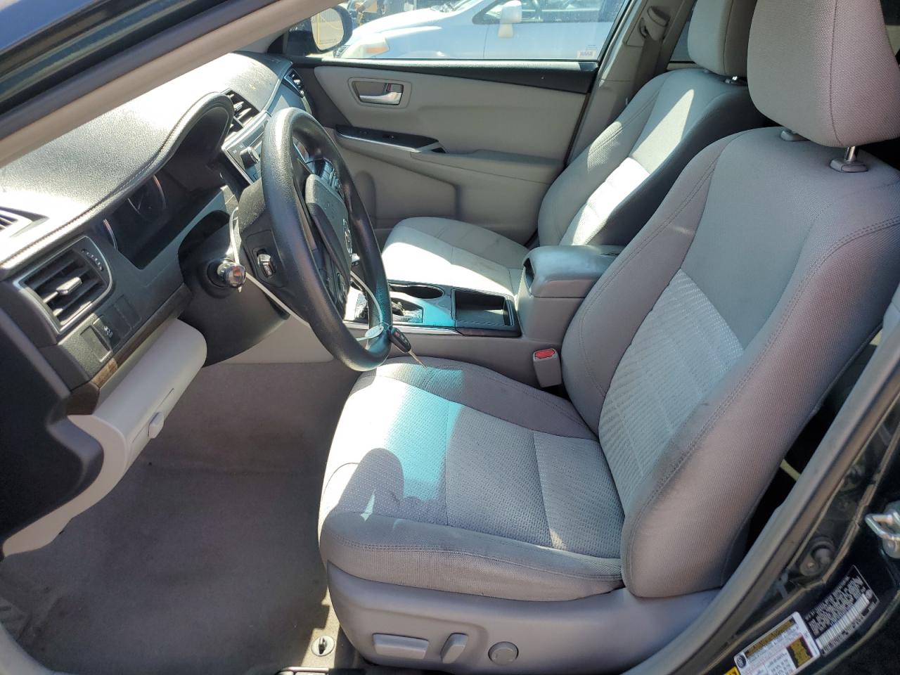 2016 Toyota Camry Le VIN: 4T1BF1FK5GU210968 Lot: 64811625