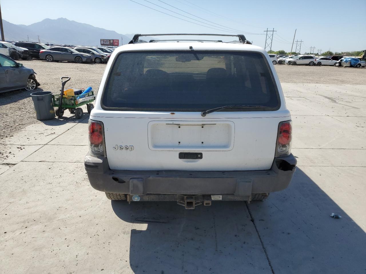 1994 Jeep Grand Cherokee Laredo VIN: 1J4GZ58S6RC310800 Lot: 64095725