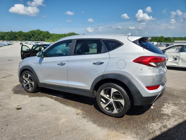  HYUNDAI TUCSON 2016 Серебристый