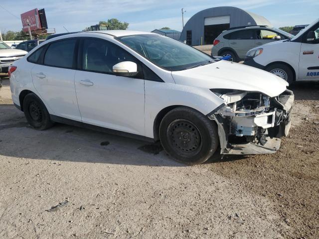Седаны FORD FOCUS 2013 Белы