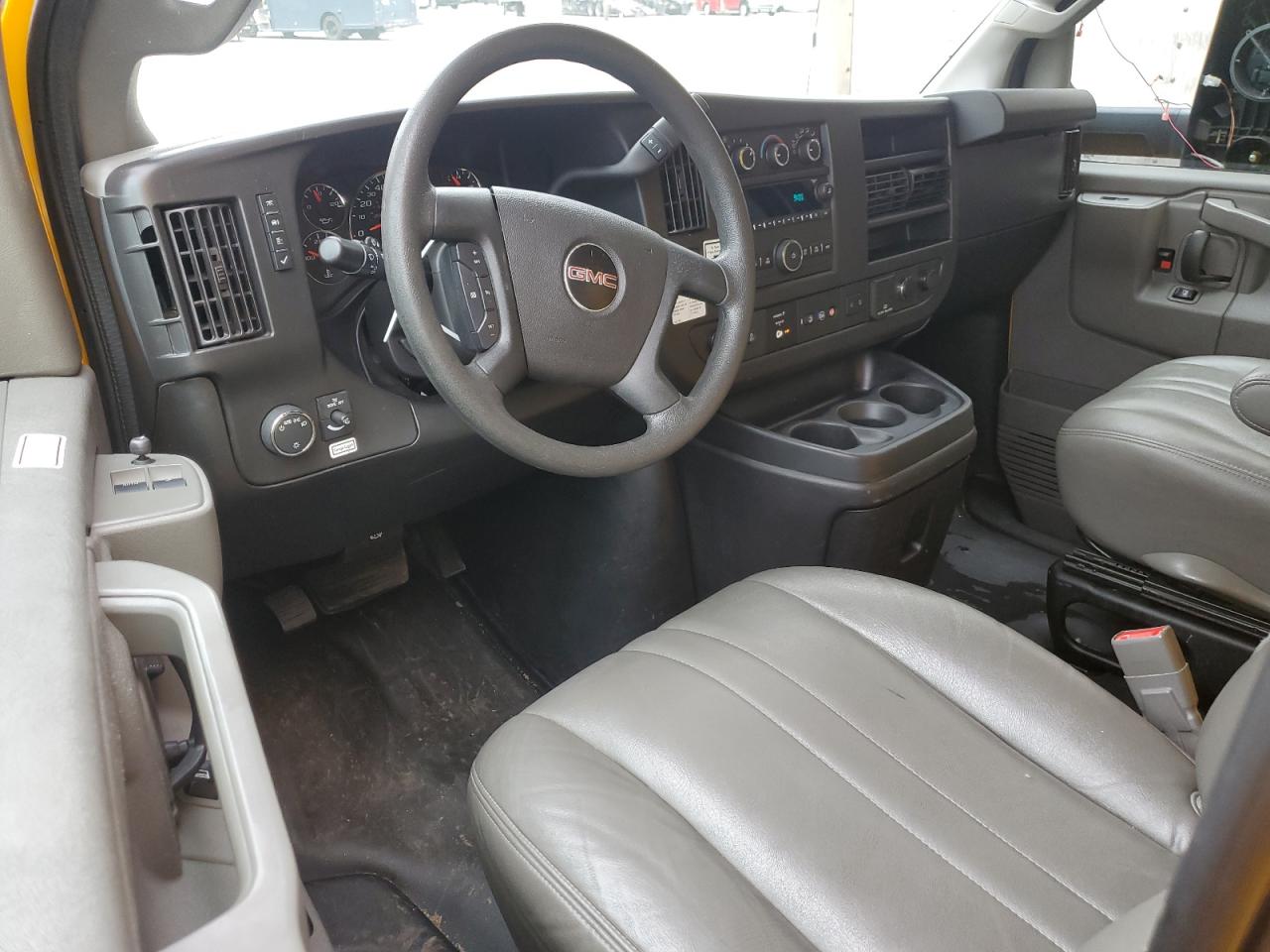 2021 GMC Savana Cut - Trucks Expeditor Truck VIN: 7GZ37TC79MN006748 Lot: 65012875