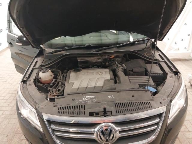 2009 VOLKSWAGEN TIGUAN SE