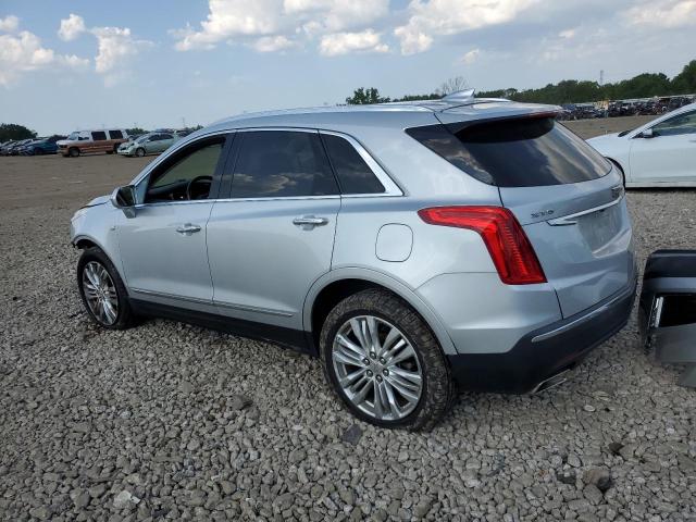  CADILLAC XT5 2019 Серебристый