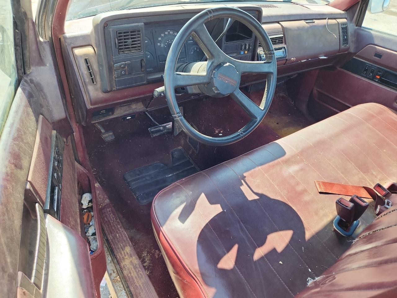 1988 Chevrolet Gmt-400 C1500 VIN: 1GCDC14K0JZ200772 Lot: 63662515