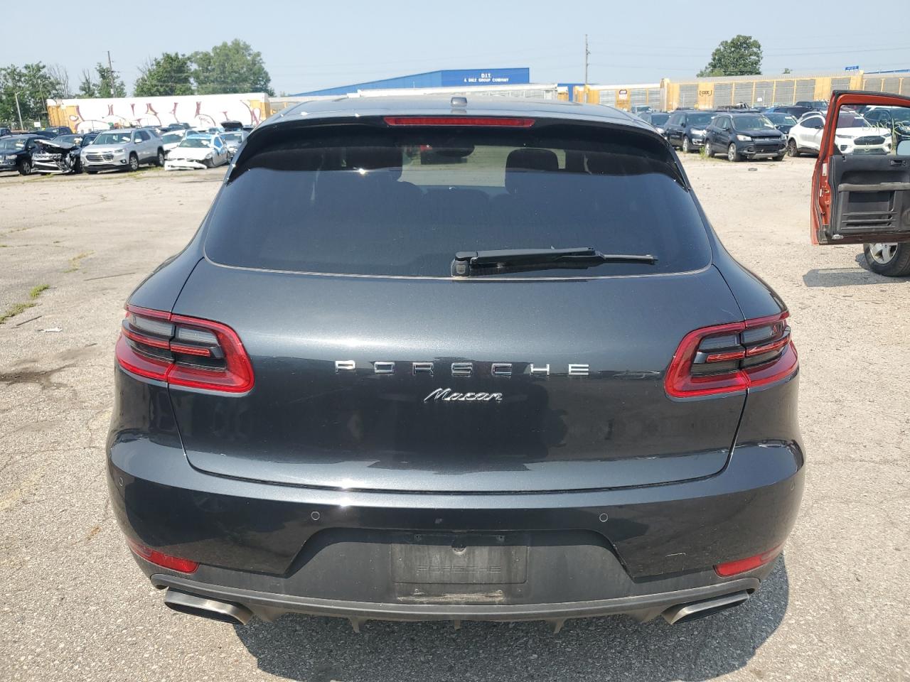 WP1AA2A50HLB03967 2017 Porsche Macan