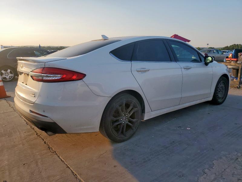  FORD FUSION 2019 Biały