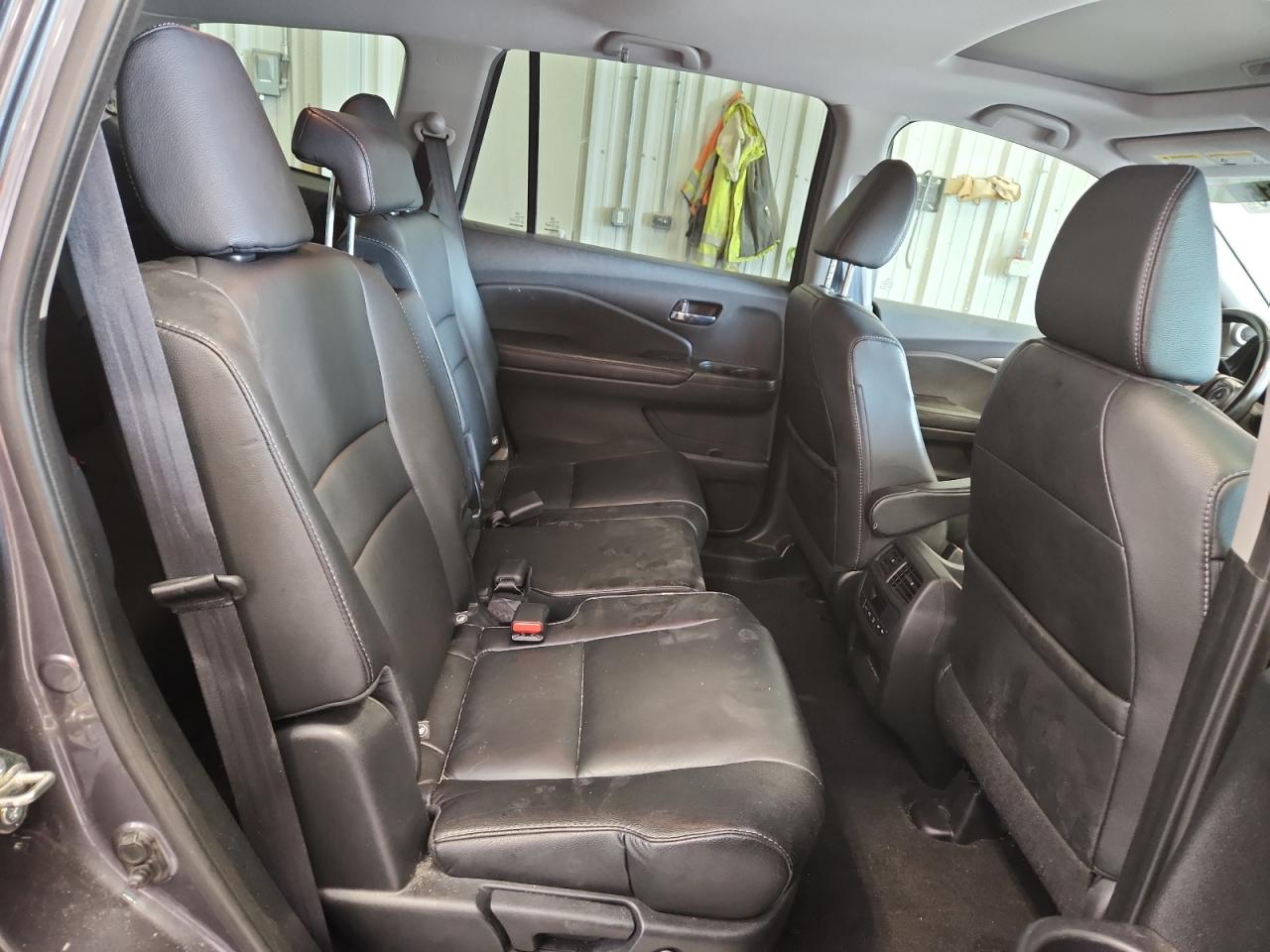 2017 Honda Pilot Exl VIN: 5FNYF6H56HB033084 Lot: 64506015