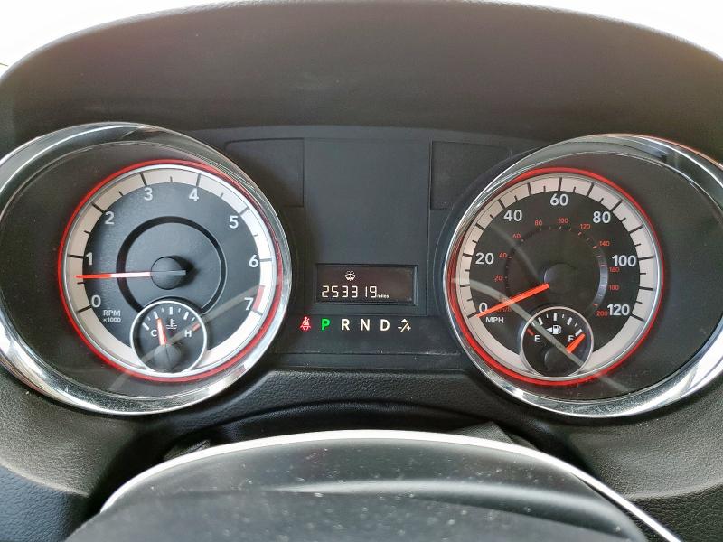 2016 DODGE GRAND CARAVAN SE  
