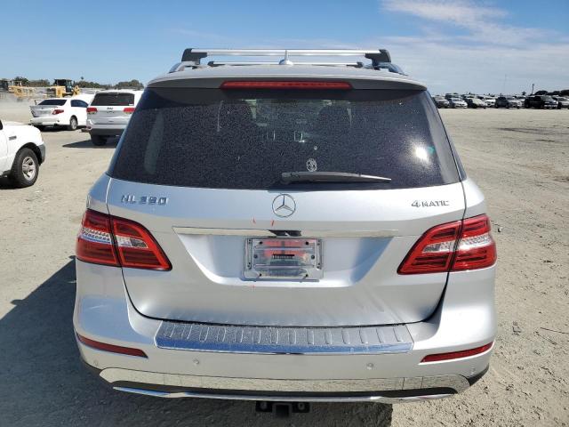  MERCEDES-BENZ M-CLASS 2013 Silver