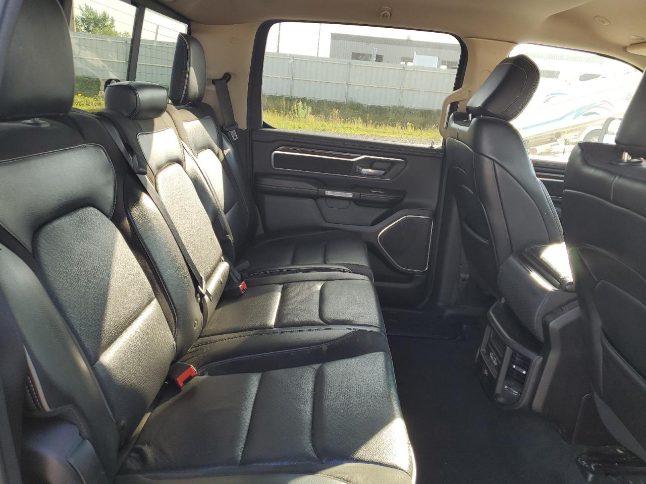 1c6srfjt2kn677347 1C6SRFJT2KN677347 2019 Ram 1500 Laramie