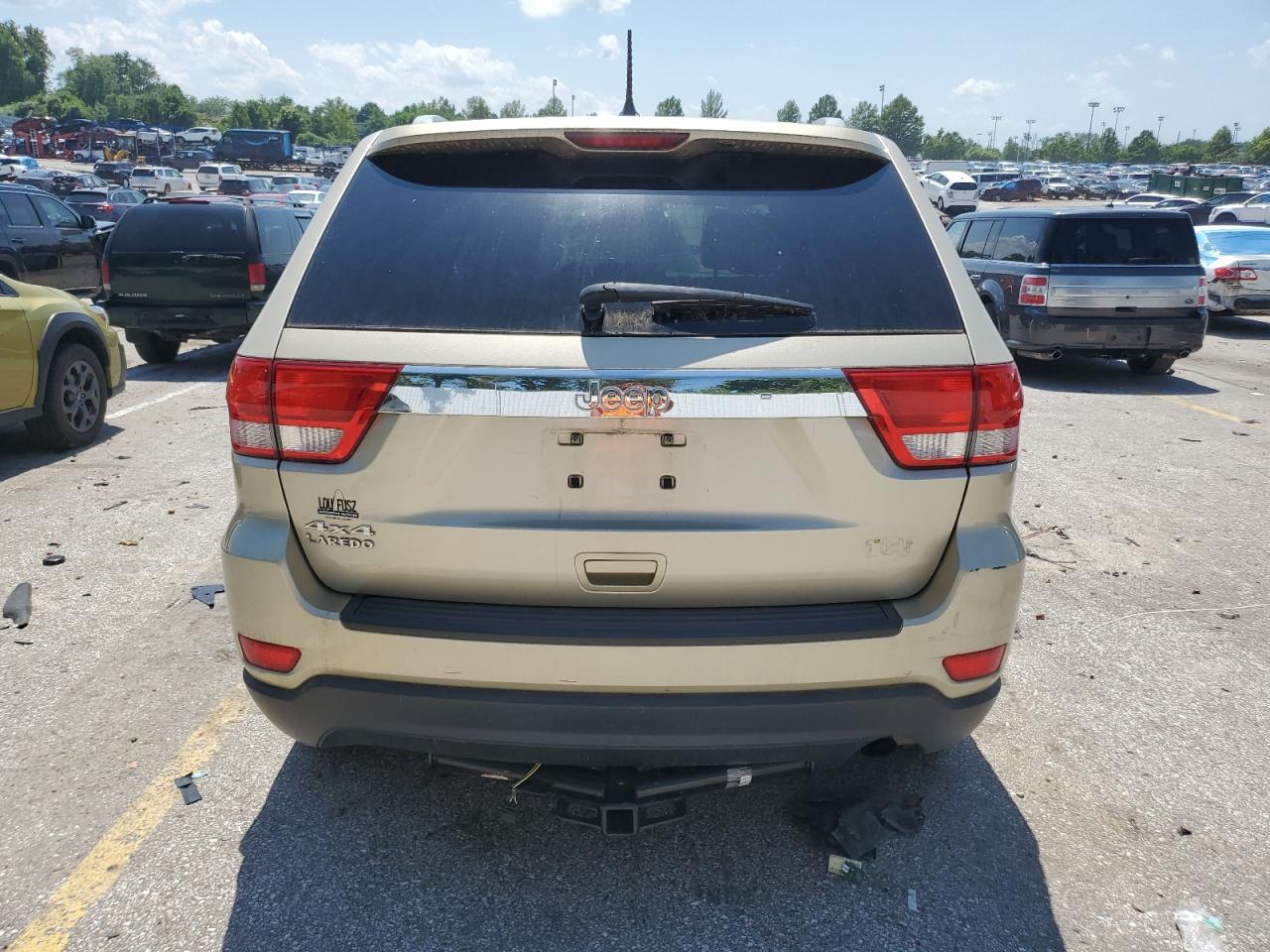 2011 Jeep Grand Cherokee Laredo VIN: 1J4RR4GG2BC562534 Lot: 64797705