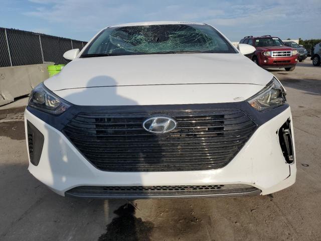  HYUNDAI IONIQ 2017 Белы