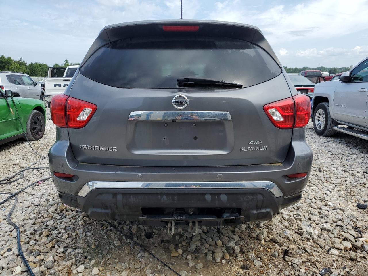 2018 Nissan Pathfinder S VIN: 5N1DR2MM9JC671890 Lot: 65687375