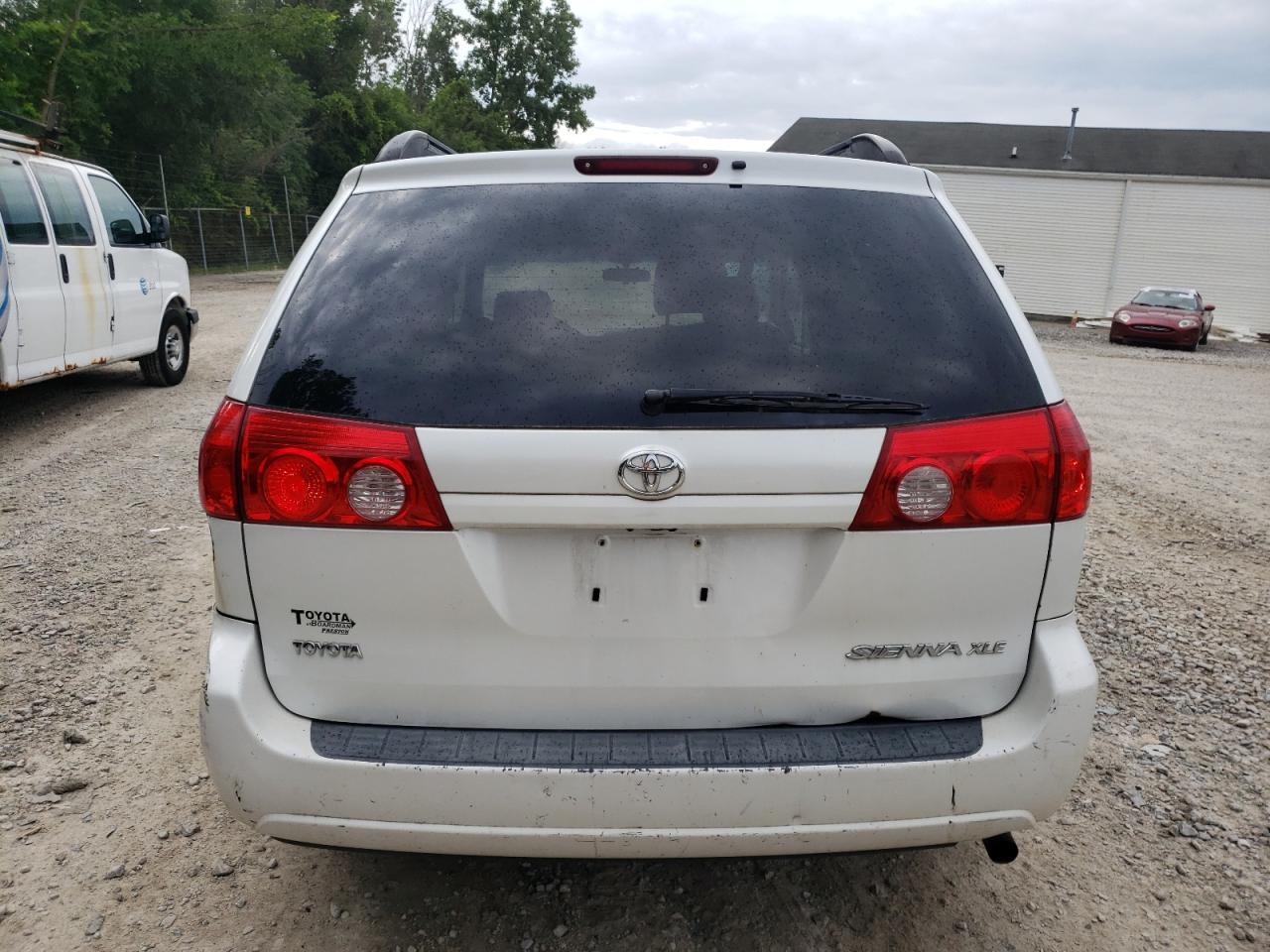 2008 Toyota Sienna Xle VIN: 5TDZK22C58S123130 Lot: 64905835