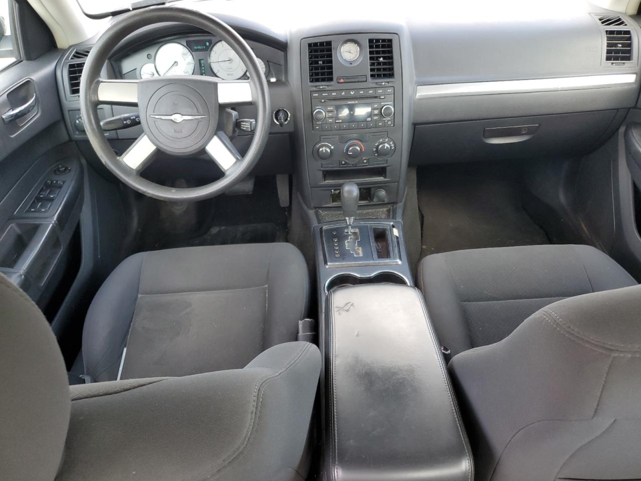 2008 Chrysler 300 Lx VIN: 2C3KA43R18H230228 Lot: 64369805