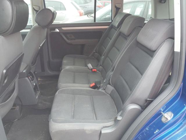 2010 VOLKSWAGEN TOURAN MAT