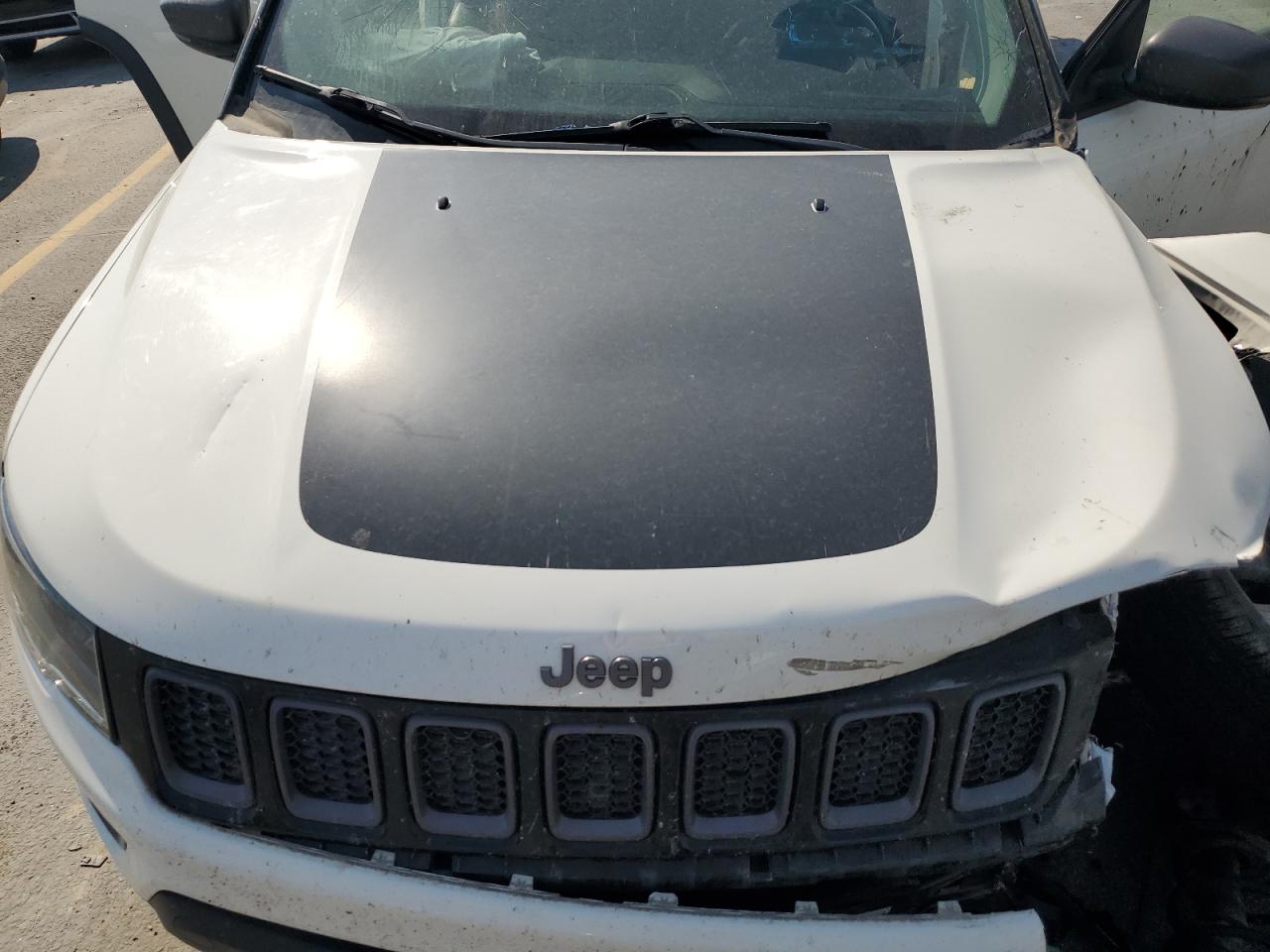3c4njddb7kt668972 3C4NJDDB7KT668972 2019 Jeep Compass Trailhawk