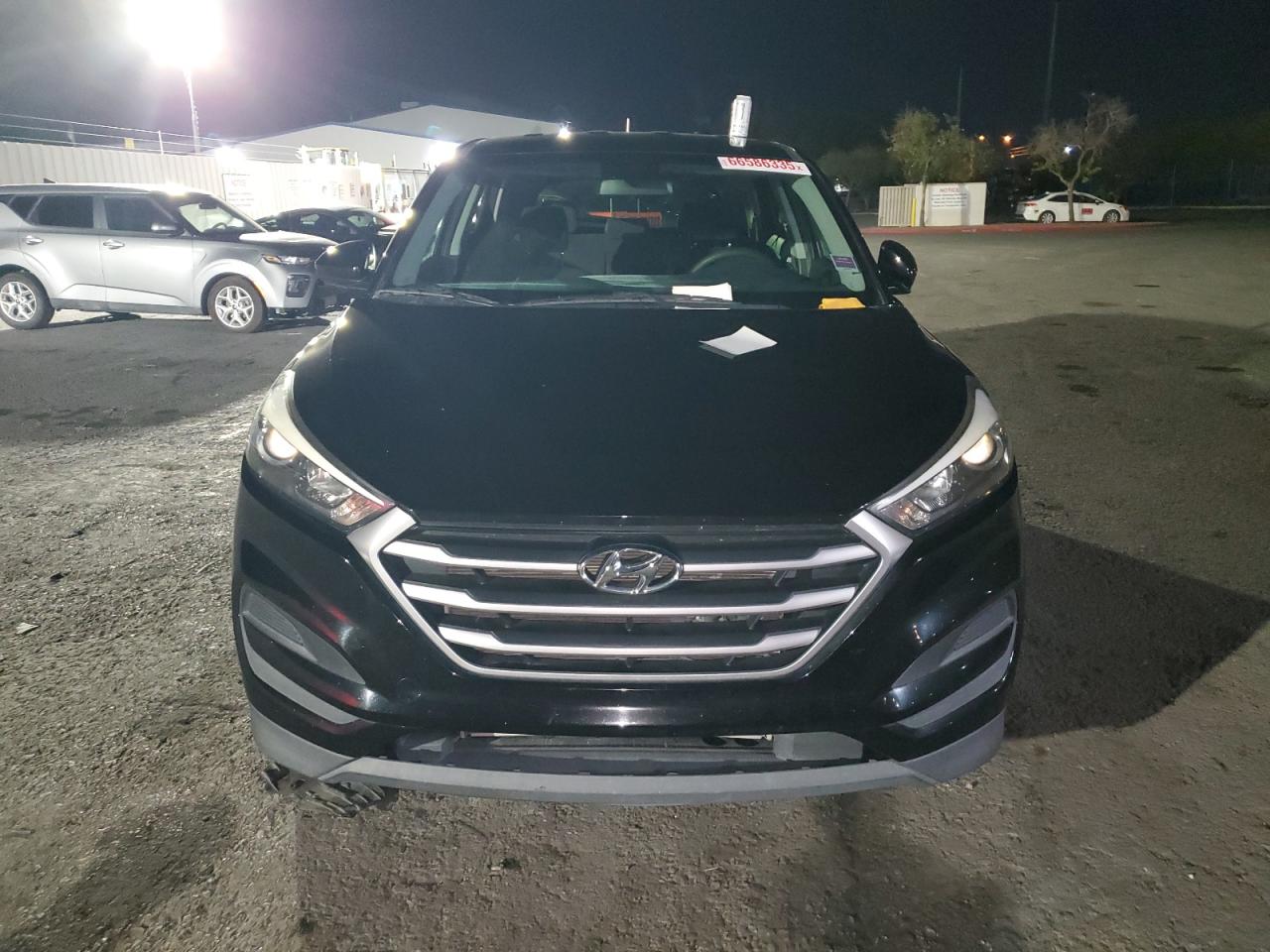 km8j23a40hu336197 KM8J23A40HU336197 2017 Hyundai Tucson Se