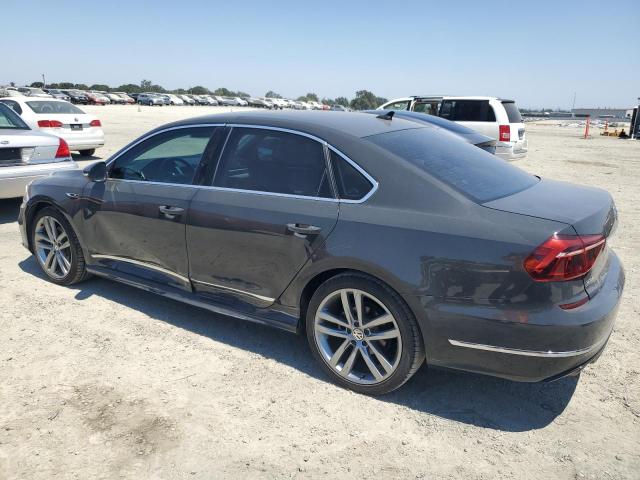  VOLKSWAGEN PASSAT 2017 Серый