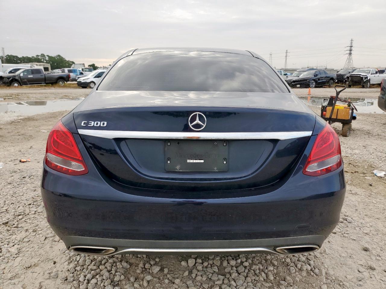 2017 Mercedes-Benz C 300 VIN: 55SWF4JB0HU217284 Lot: 64228495