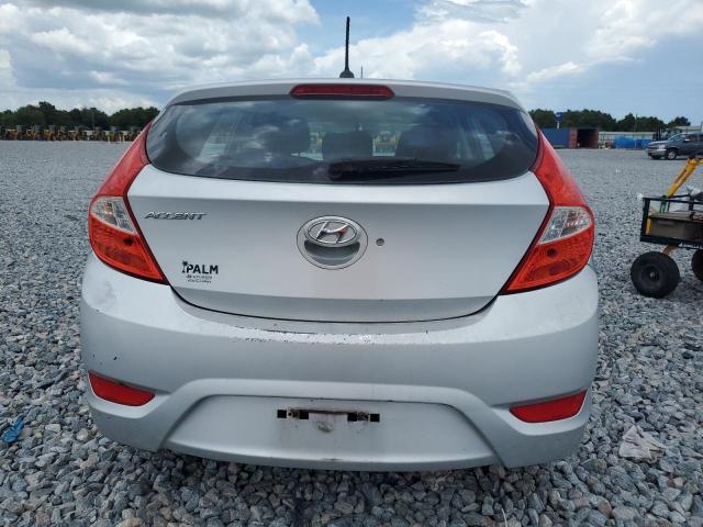 Hatchbacks HYUNDAI ACCENT 2014 Srebrny