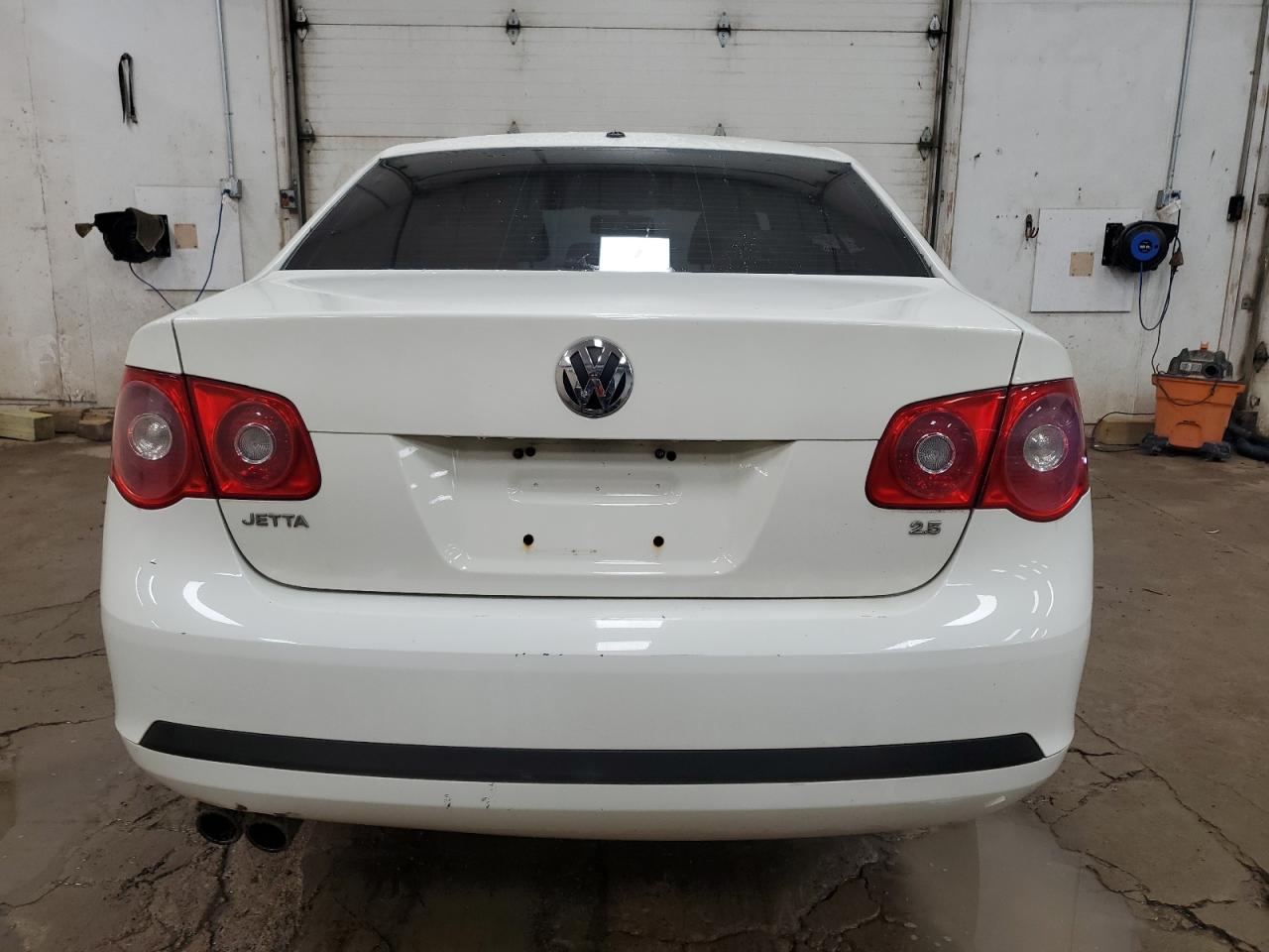 2007 Volkswagen Jetta Wolfsburg VIN: 3VWEF71KX7M121619 Lot: 63281085