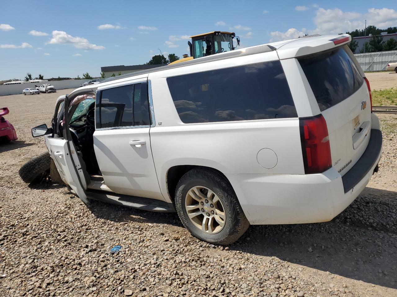 1gnskjkcxfr200301 1GNSKJKCXFR200301 2015 Chevrolet Suburban K1500 Lt