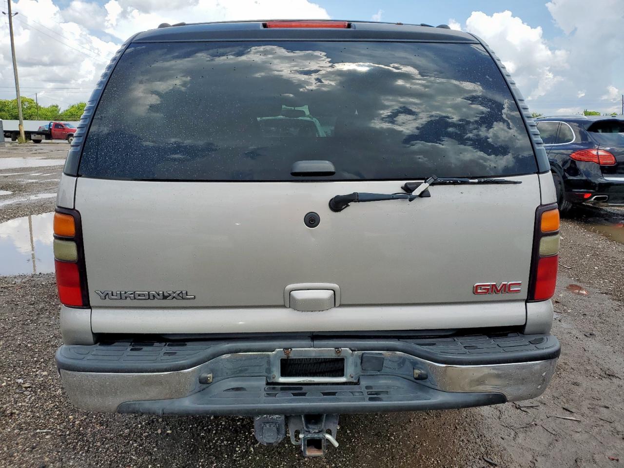 2005 GMC Yukon Xl C1500 VIN: 3GKEC16ZX5G245906 Lot: 63431665
