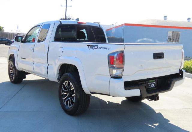  TOYOTA TACOMA 2022 Biały