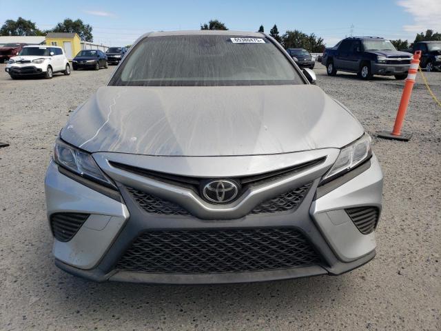  TOYOTA CAMRY 2018 Silver