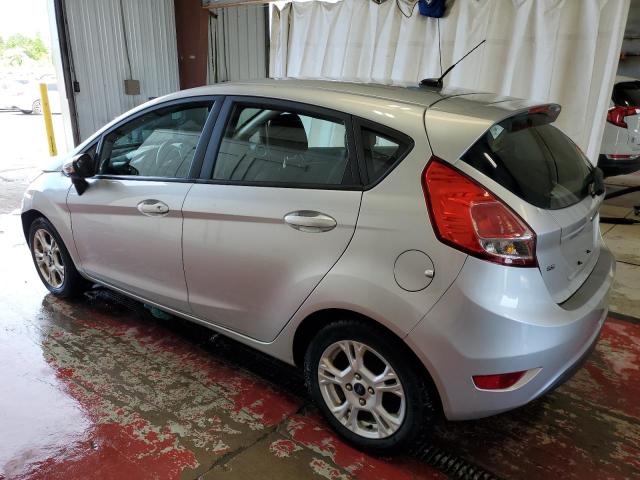  FORD FIESTA 2016 Серебристый